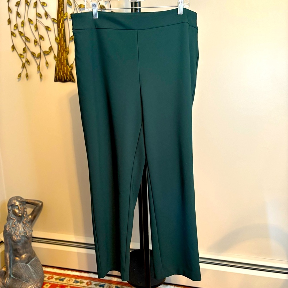 Jones & Co Green Women's Pants
